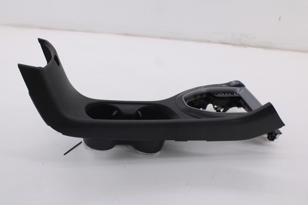 19-21 Hyundai Veloster Center Console Upper Cover Panel Assembly 84651-J3000-NNB6