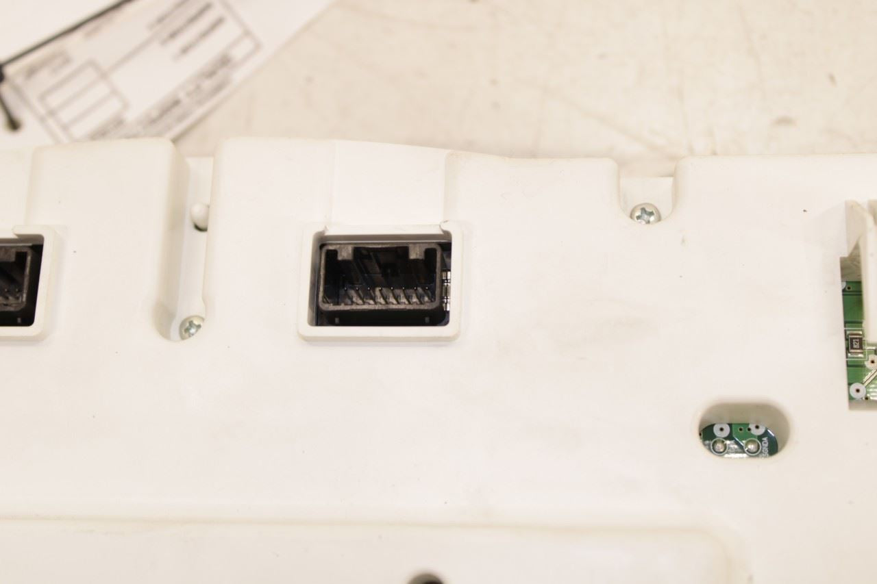 10-11 Toyota Camry LE 2.5L FWD Speedometer Gauge Instrument Cluster 262K Mileage - Alshned Auto Parts