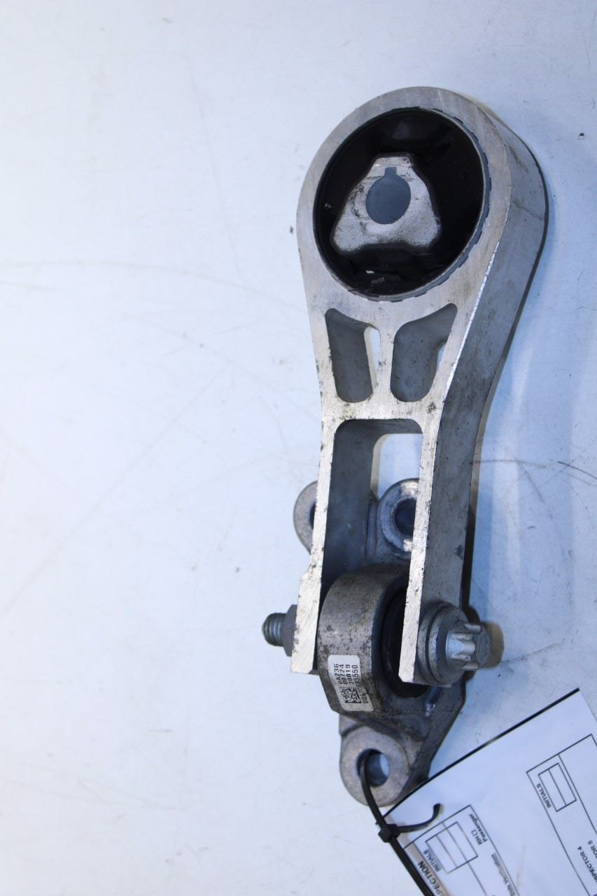 2017-2021 Jeep Renegade 2.4L FWD Engine Torque Strut Mount Bracket 68439294AA - Alshned Auto Parts