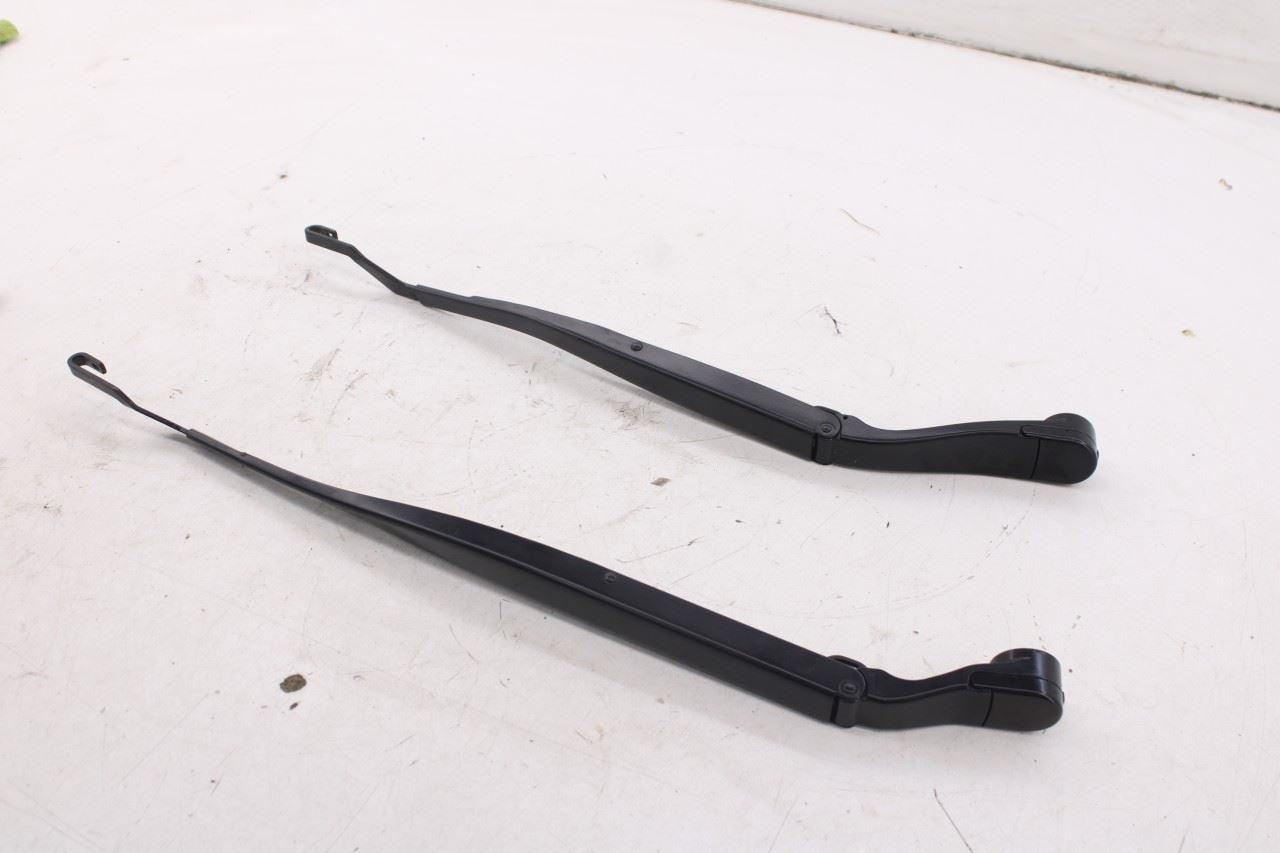 16-22 Jeep Grand Cherokee Laredo X 4X4 Front Left and Right Windshield Wiper Arm - Alshned Auto Parts
