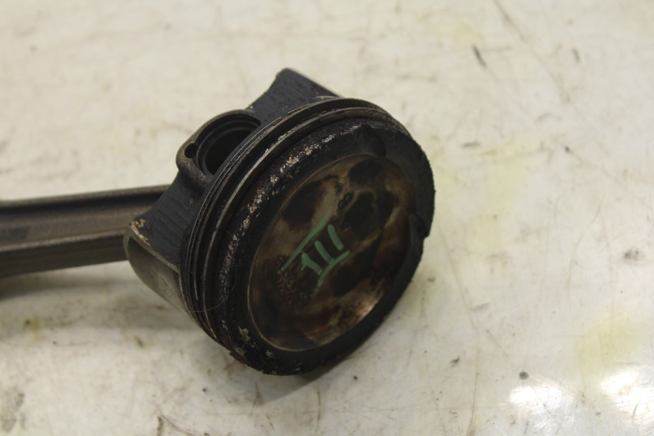 2017-22 Alfa Romeo Giulia Ti 2.0L AWD Engine Piston 3 w/ Connecting Rod 50052788 - Alshned Auto Parts