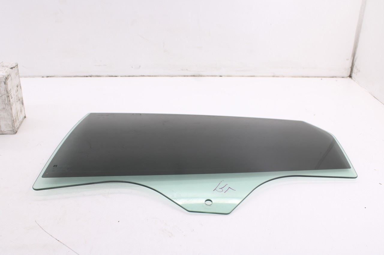 2017-2019 Buick LaCrosse Premium Rear Left Door Window Movable Glass 229739904