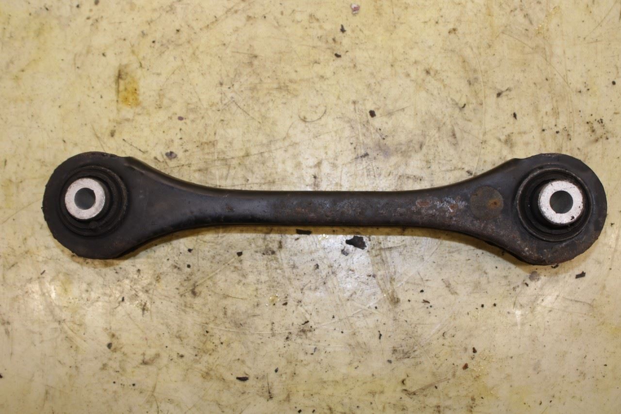 2018-24 Volkswagen Atlas S AWD Rear Suspension Passenger RH Side Control Arm Set - Alshned Auto Parts