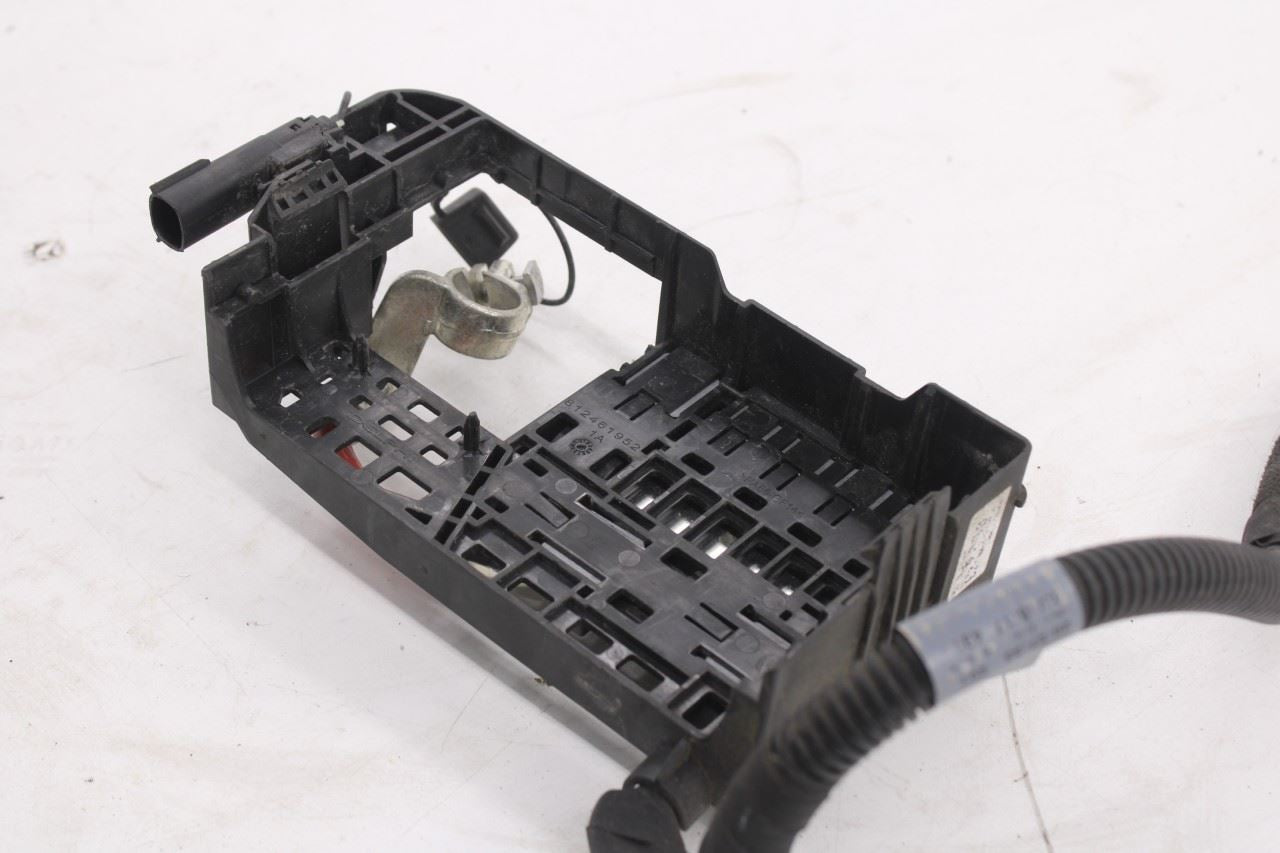 18-22 Chevrolet Equinox Gmc Terrain Battery Distribution Fuse Block 85134219 OEM8
