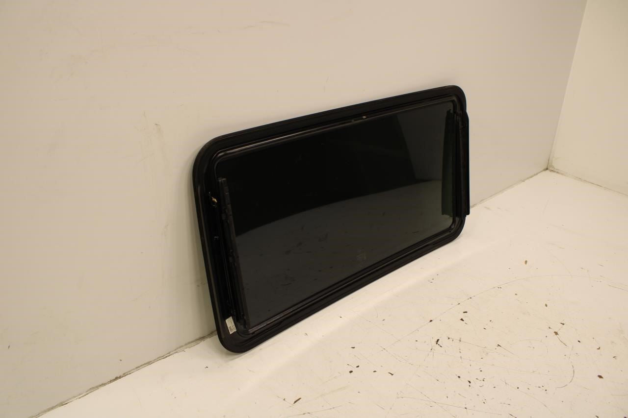 2014-2020 Maserati Ghibli Sun Roof Window Glass Panel 673009009 OEM - Alshned Auto Parts
