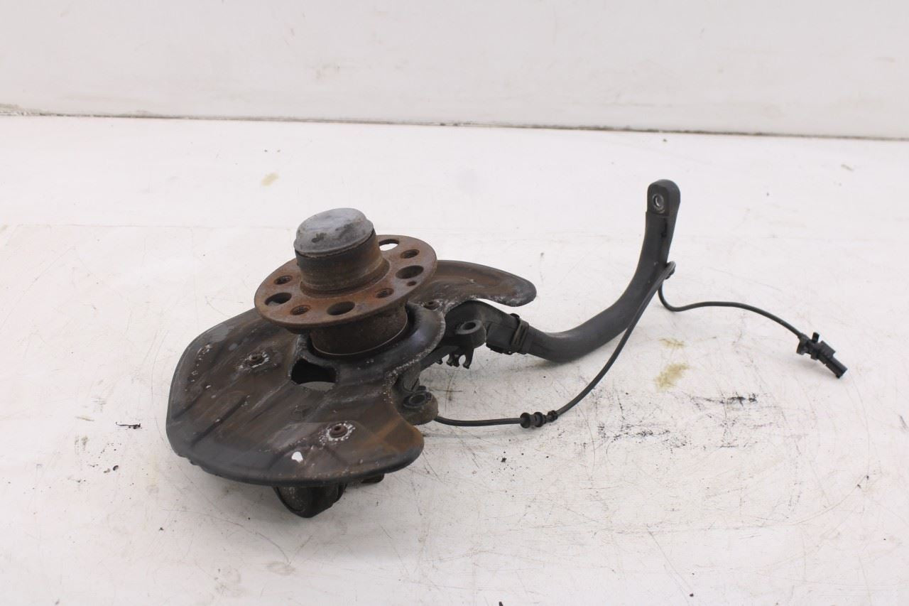 2003-2006 Mercedes-Benz E500 Front Left Side Spindle Knuckle Hub 211-330-64-202