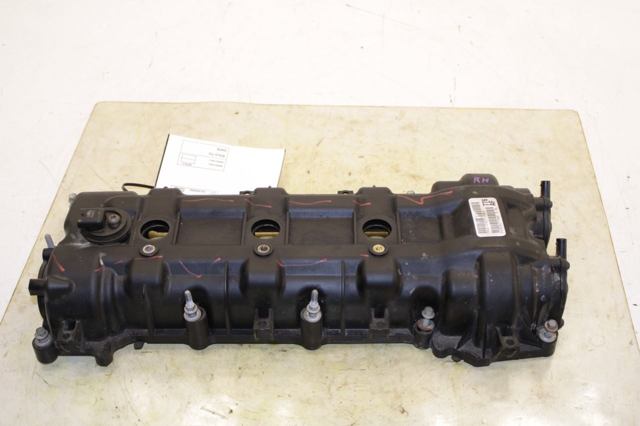 2012-2017 Jeep Wrangler Sahara 3.6L Right Side Engine Cylinder Head Valve Cover - Alshned Auto Parts