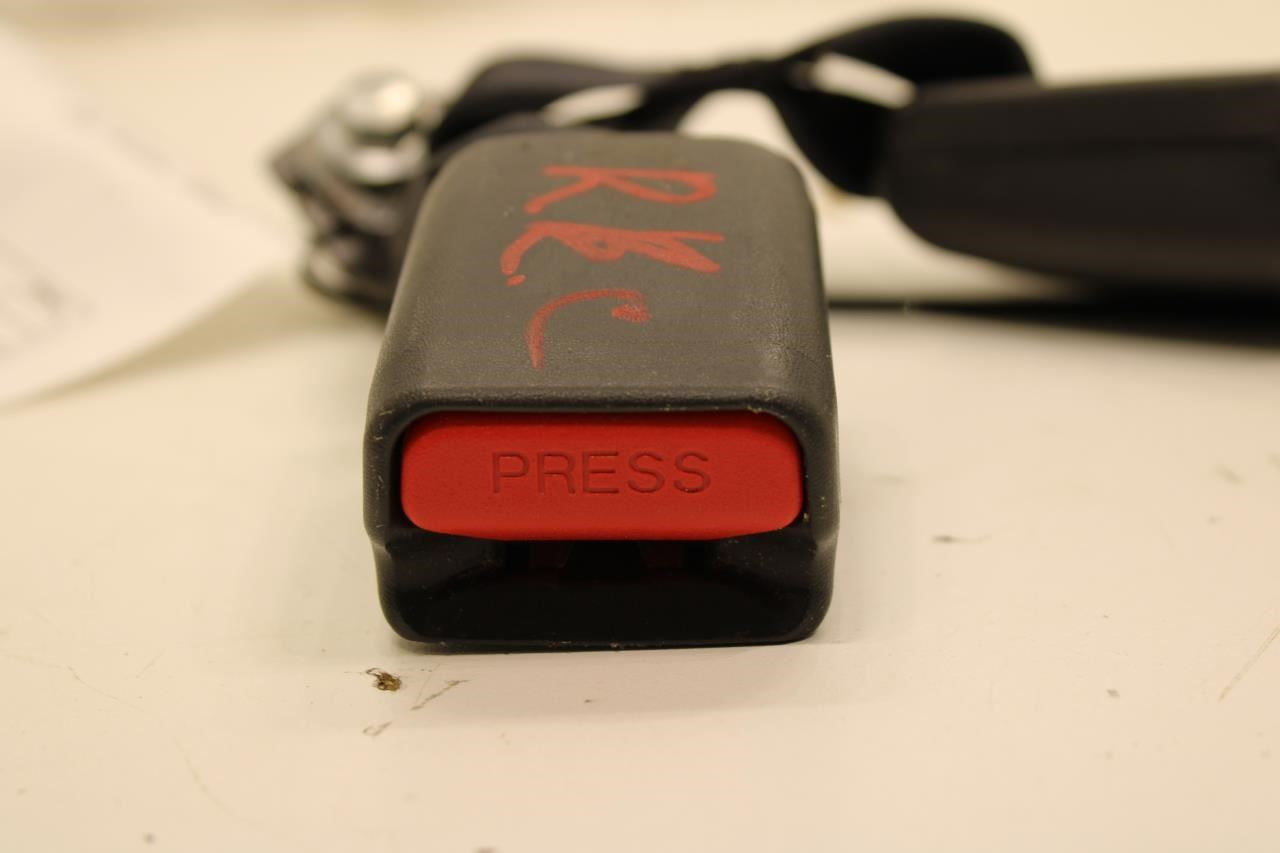 2019-22 Nissan Altima 2.5 SL Rear Center RH 2nd Row Seat Belt Buckle 88842-6CA8A - Alshned Auto Parts