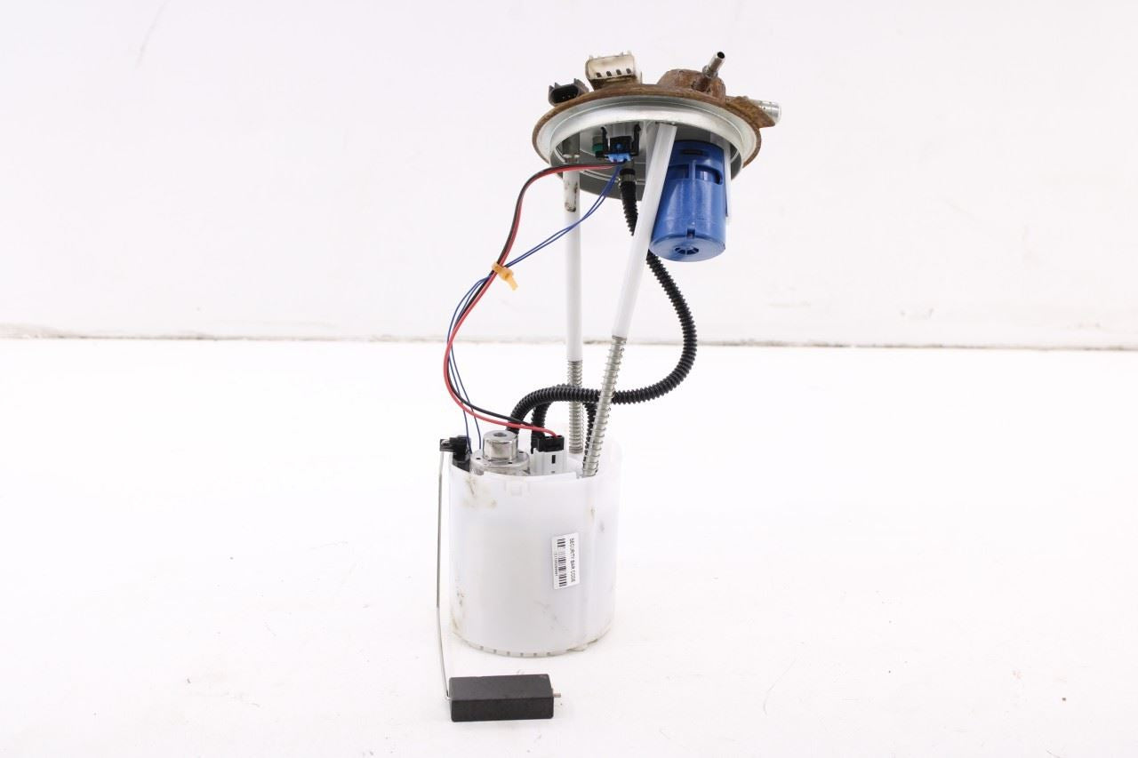 2014-2018 Chevrolet Silverado 1500 2WT 4.3L In Tank Fuel Pump Assembly 135134076