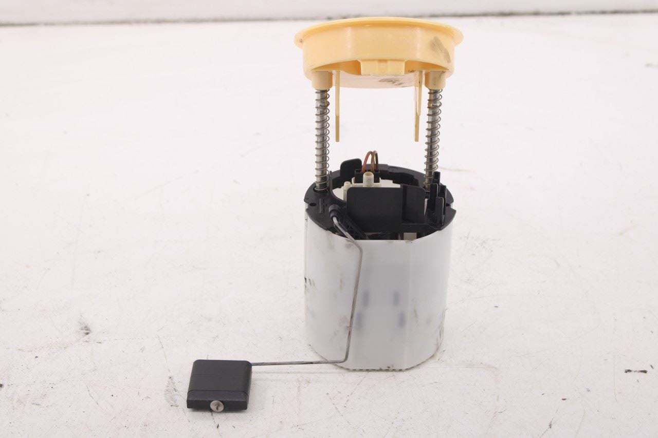 2003-2006 Mercedes-Benz E500 5.0L In Tank Right Primary Fuel Pump 2114704194 OEM5