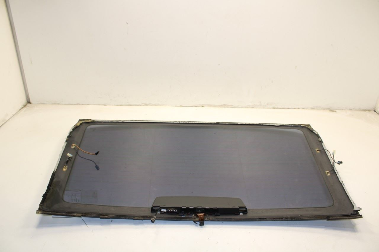 2010-2015 BMW 750Li xDrive Rear Back Window Glass 51317275552 OEM - Alshned Auto Parts