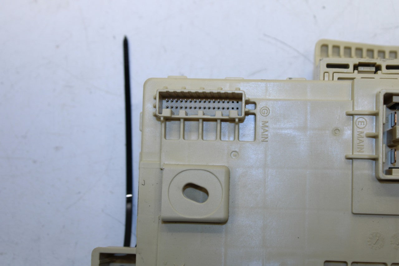 2020-2022 Kia Soul LX 2.0L FWD Cabin Instrument Panel Fuse Relay Junction Block - Alshned Auto Parts
