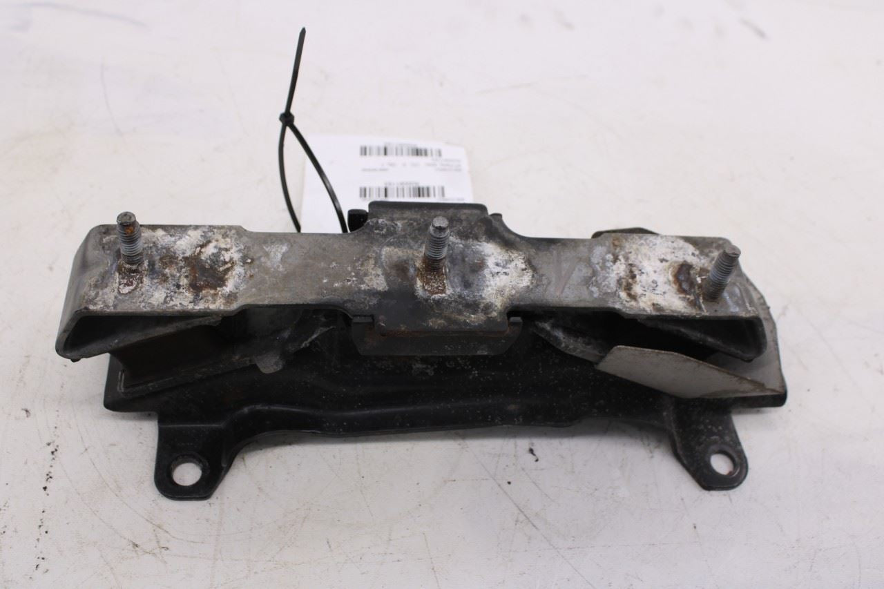 2020-21 Ram 1500 Big Horn Crew Cab Transmission Mount Insulator Support Bracket7