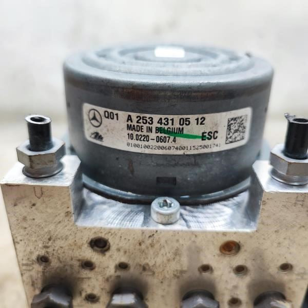 15-18 Mercedes-Benz C300 4Matic 2.0L AWD ABS Anti Lock Brake Pump Control Module11