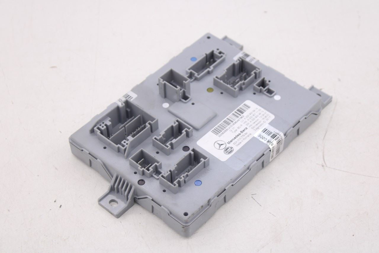 2015-2018 Mercedes-Benz C 300 4Matic Rear Trunk SAM Computer Control Module OEM3