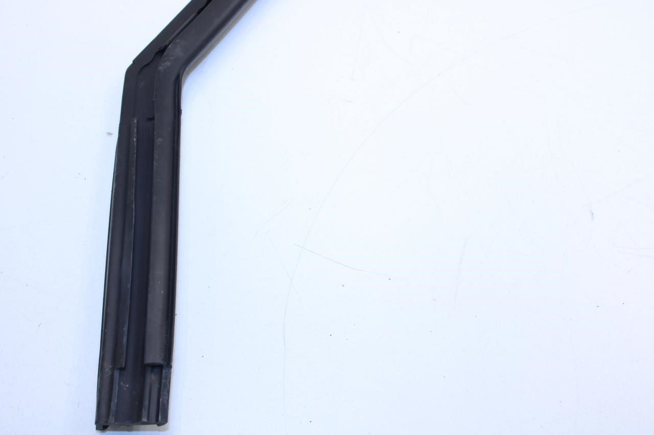 2020-2022 Hyundai Sonata SE Rear Left Door Window Run Channel 83530-L0000 OEM - Alshned Auto Parts