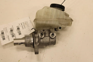 2019-2024 Nissan Altima SL 2.5L Brake Master Cylinder w/ Reservoir 46010-6CA0A