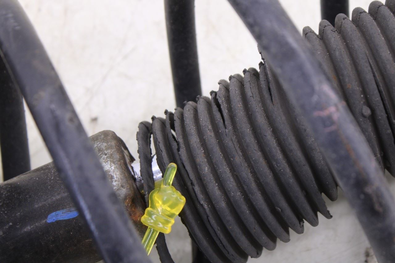 16-20 Toyota Sienna LE 3.5L FWD Front Driver LH Side Shock Strut Absorber *ReaD* - Alshned Auto Parts