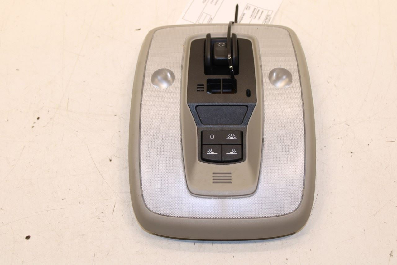 15-16 Volvo S60 T5 Premier Front Roof Overhead Console Dome Light Lamp 39826639 - Alshned Auto Parts