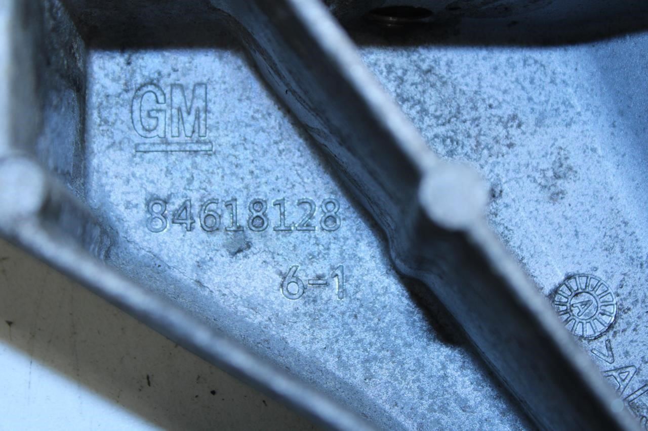 18-24 Chevrolet Equinox LT 1.5L AWD Engine Motor Support Mount Bracket 84618128 - Alshned Auto Parts