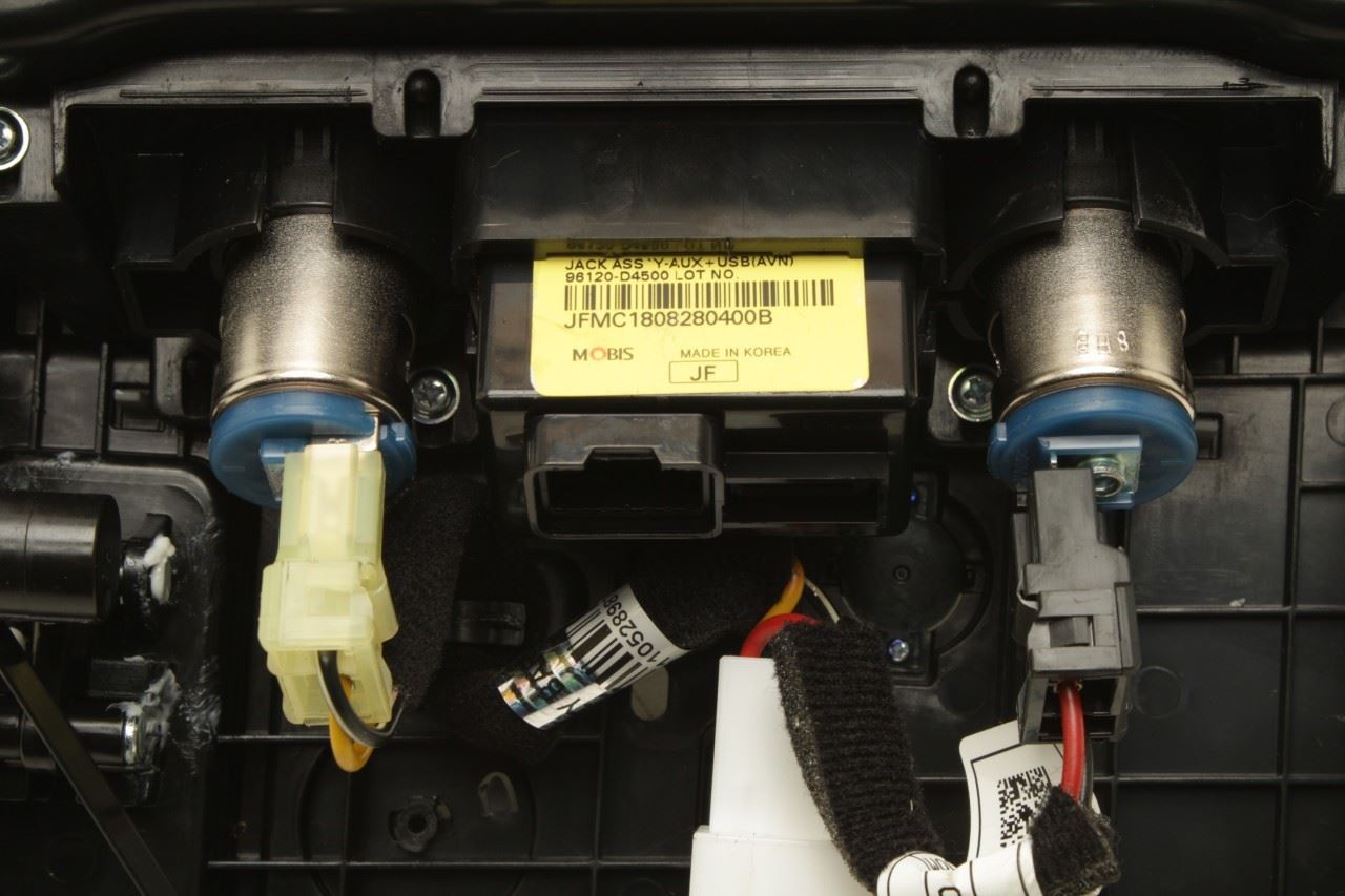 19-20 Kia Optima LX 2.4L Center Console Storage Tray Trim Panel w/ Power Outlets - Alshned Auto Parts