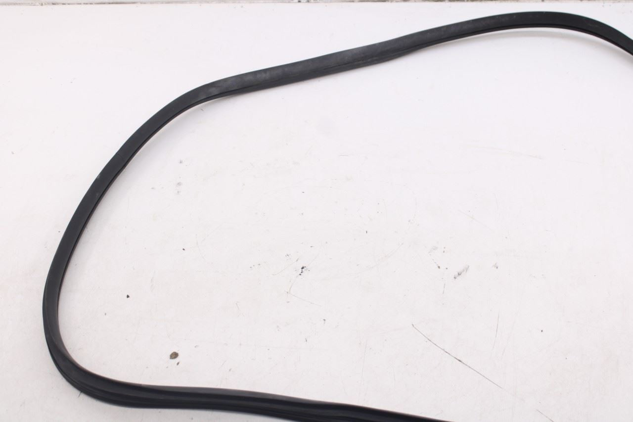 2020-2026 Hyundai Palisade Limited AWD Front Left Side Door Weatherstrip On Body2