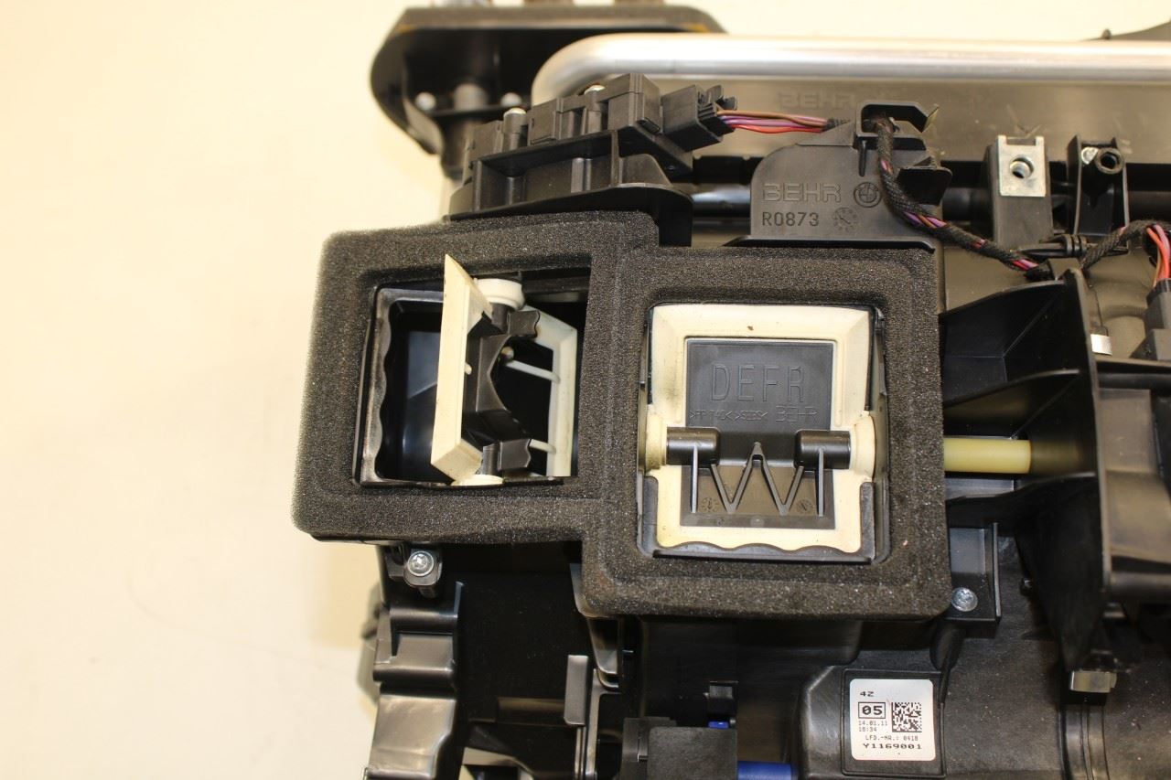 2010-2015 BMW 750Li xDrive HVAC Heater Evaporator Housing Box 9197019 OEM - Alshned Auto Parts