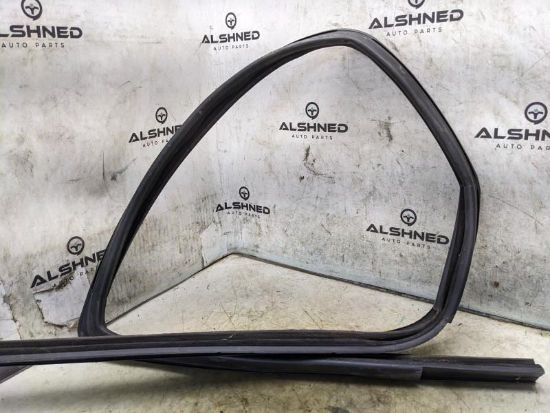 2007-17 Jeep Wrangler Front Left Door Glass Run Channel Weatherstrip 55395729AF - Alshned Auto Parts