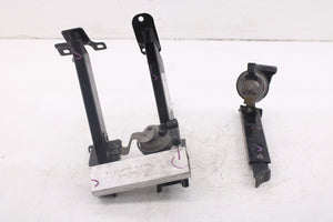 15-23 Mercedes-Benz C300 Front RH and LH Side Radiator Core Support Bracket Set