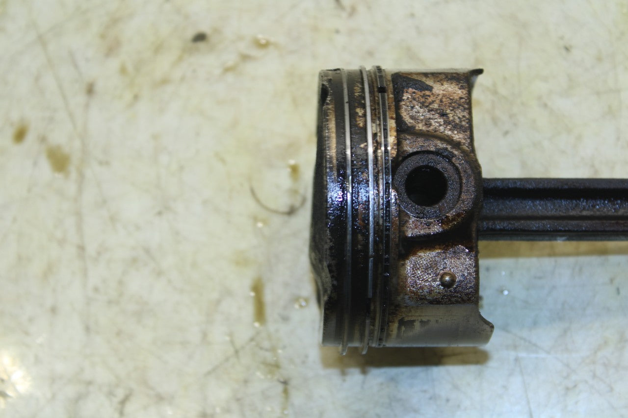 11-17 Hyundai Veloster 1.6L FWD Engine Piston No 4 w/ Connecting Rod 23041-2B620 - Alshned Auto Parts
