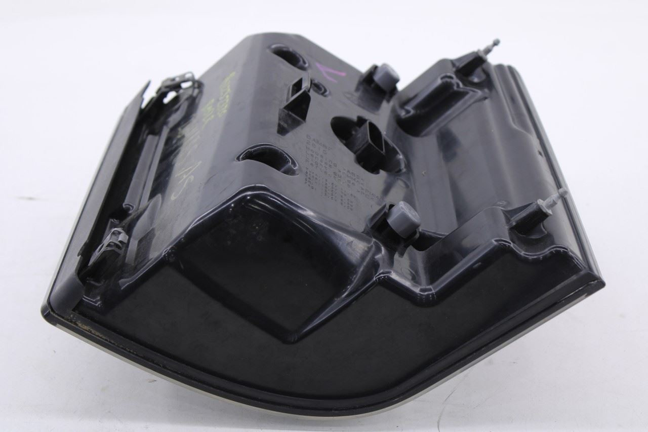 2010-2012 Land Rover Range Rover HSE Rear Left Driver Side Tail Light Lamp - Alshned Auto Parts
