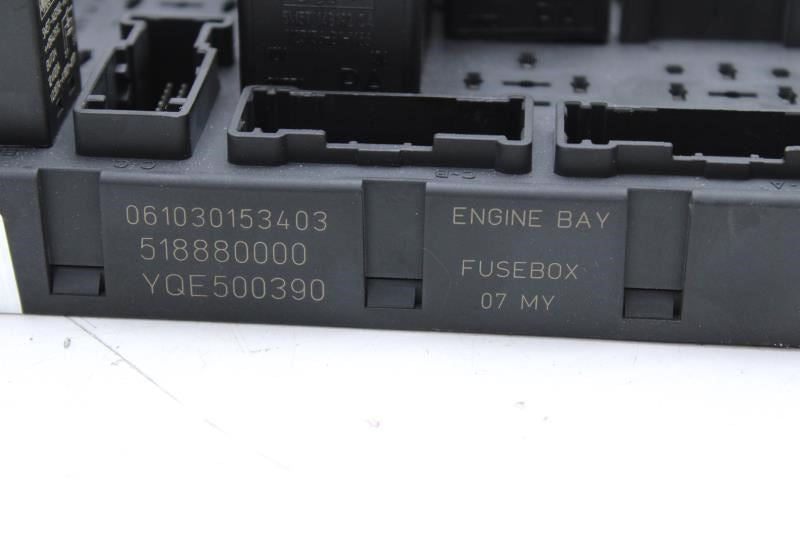 07-09 Land Rover Range Rover 4.2L Engine Bay Fuse Box Relay Module YQE500390 OEM - Alshned Auto Parts