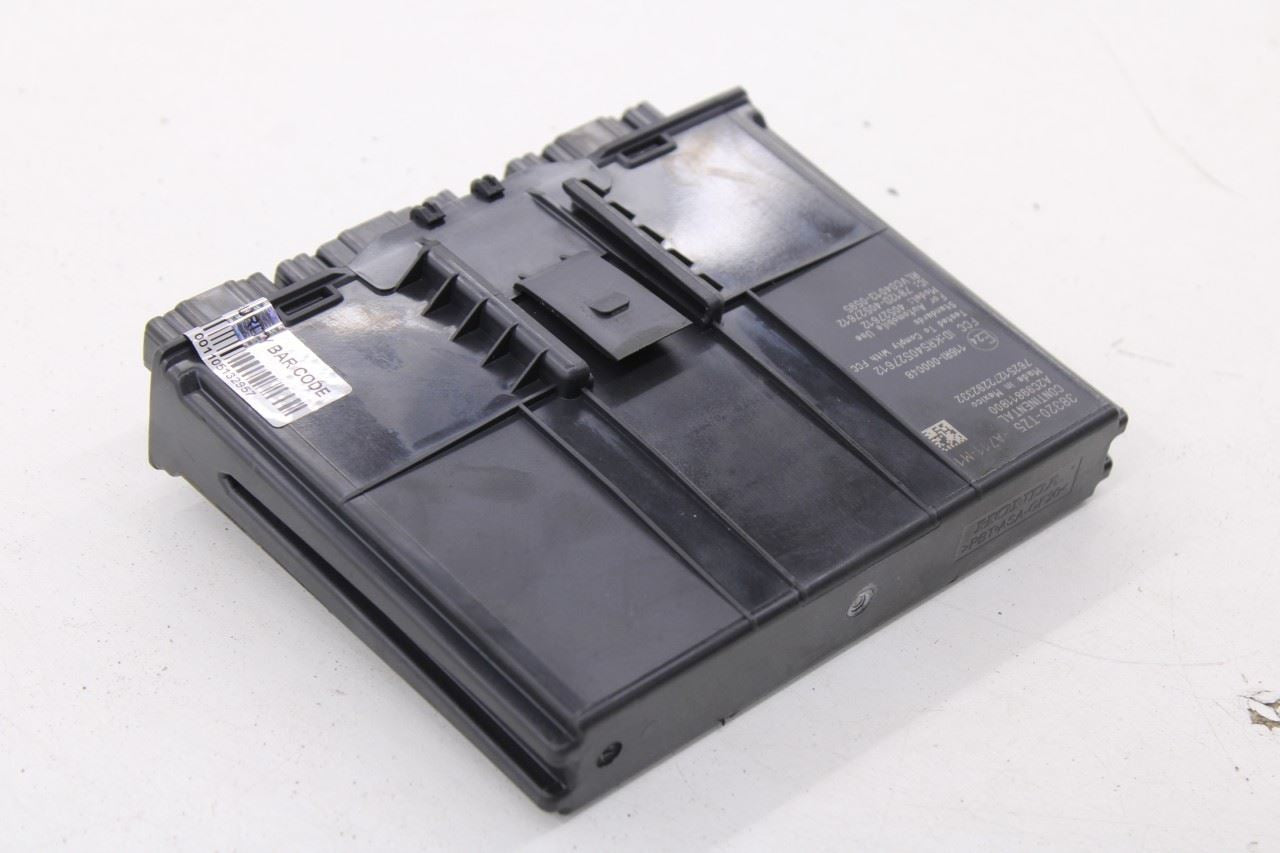 2017-2018 Acura MDX w/Technology Pkg Smart Power Locking Control Module OEM4