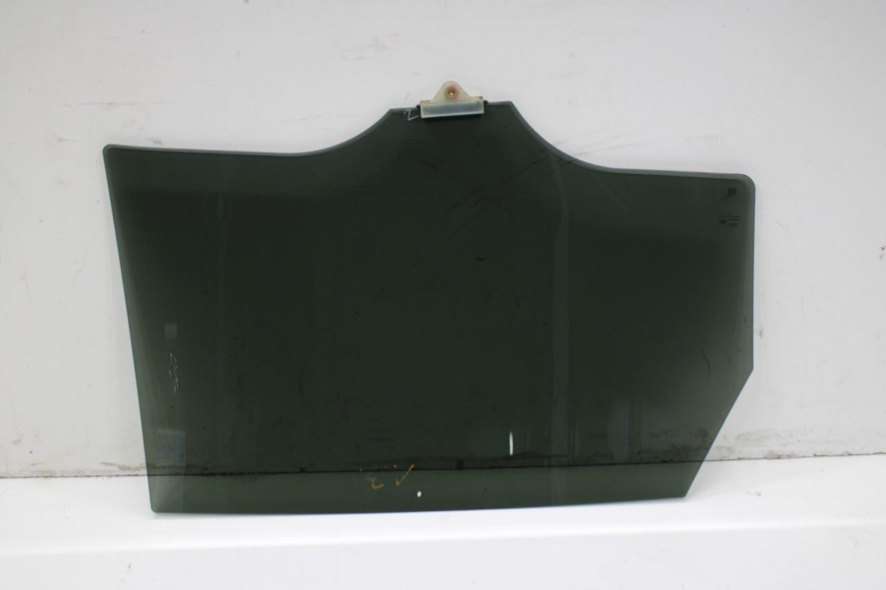 2016-2020 Kia Sorento LX Rear Left Driver Side Door Window Glass 83411-C5010 OEM - Alshned Auto Parts