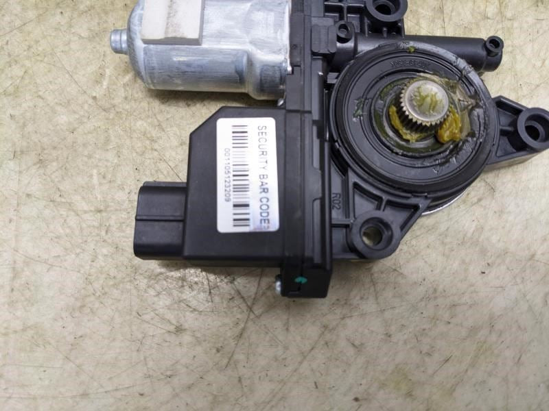 2014-2019 Kia Soul Front Left Door Power Window Motor 82450-B2010 OEM - Alshned Auto Parts