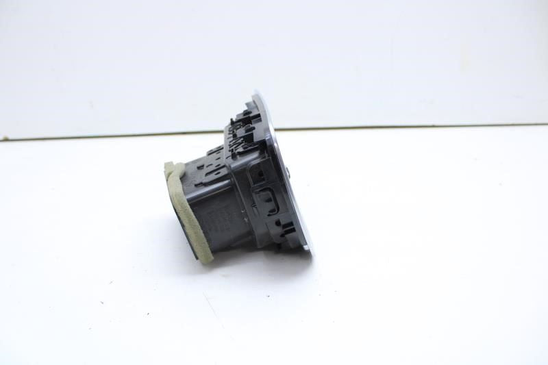 2019-2023 Chevrolet Silverado 1500 Front Right Dash Outlet Air Vent 23356904 OEM - Alshned Auto Parts