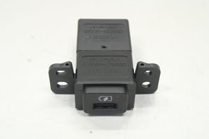 18-22 Nissan Rogue Sport SL Center Console USB Port Power Outlet 25331-5NA2A OEM