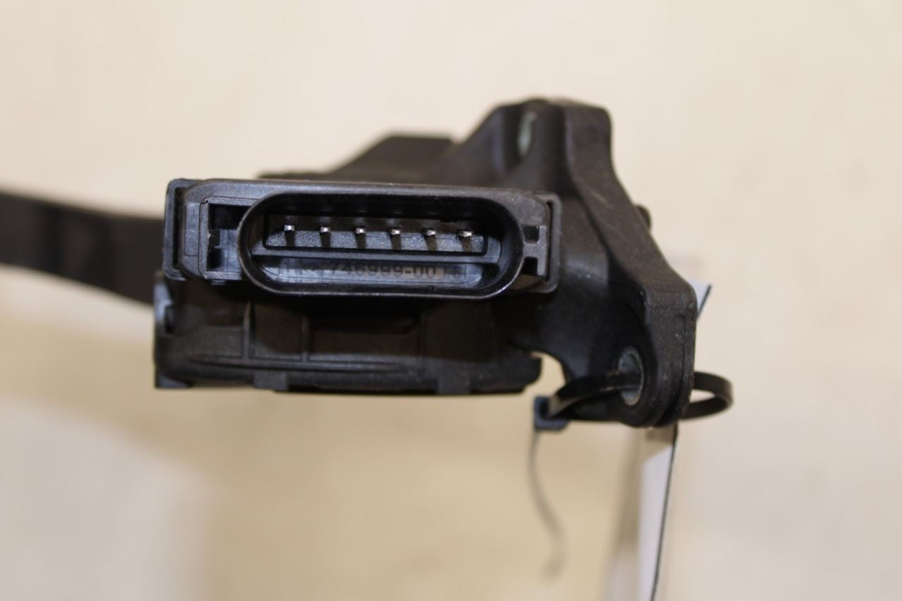 2015-16 Volvo S60 T5 Premier 2.0L Accelerator Throttle Gas Pedal Sensor 31329062 - Alshned Auto Parts