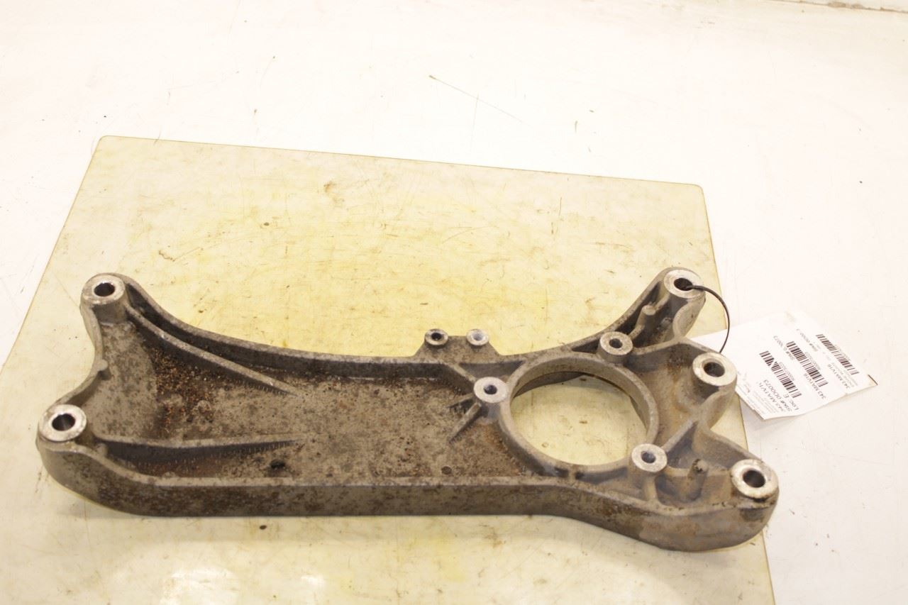 2014-2020 Maserati Ghibli S Q4 3.0L AWD Transmission Crossmember Mount Bracket - Alshned Auto Parts