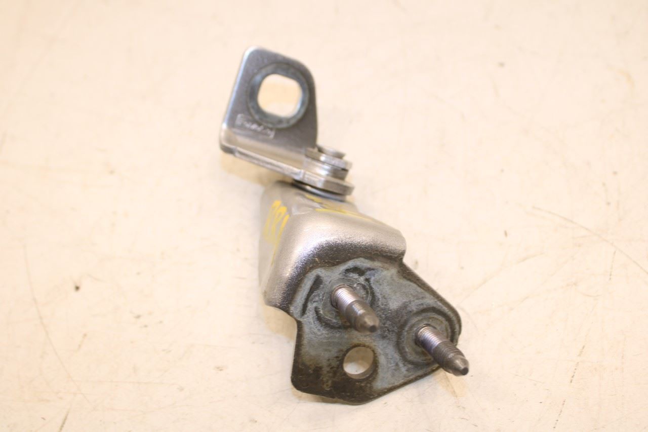 2020-25 Ford Escape SEL Rear Left Door Hinge Upper and Lower Pair H1BZ-5826801-A - Alshned Auto Parts
