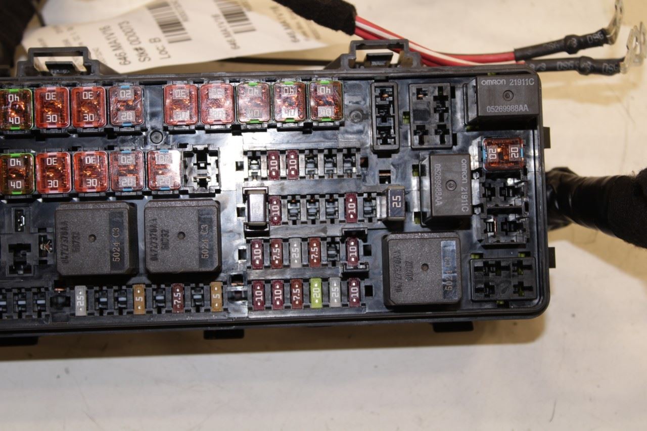 2014-2016 Maserati Ghibli S Q4 Rear Body Wire Harness w/ Fuse Box 670030497 OEM - Alshned Auto Parts