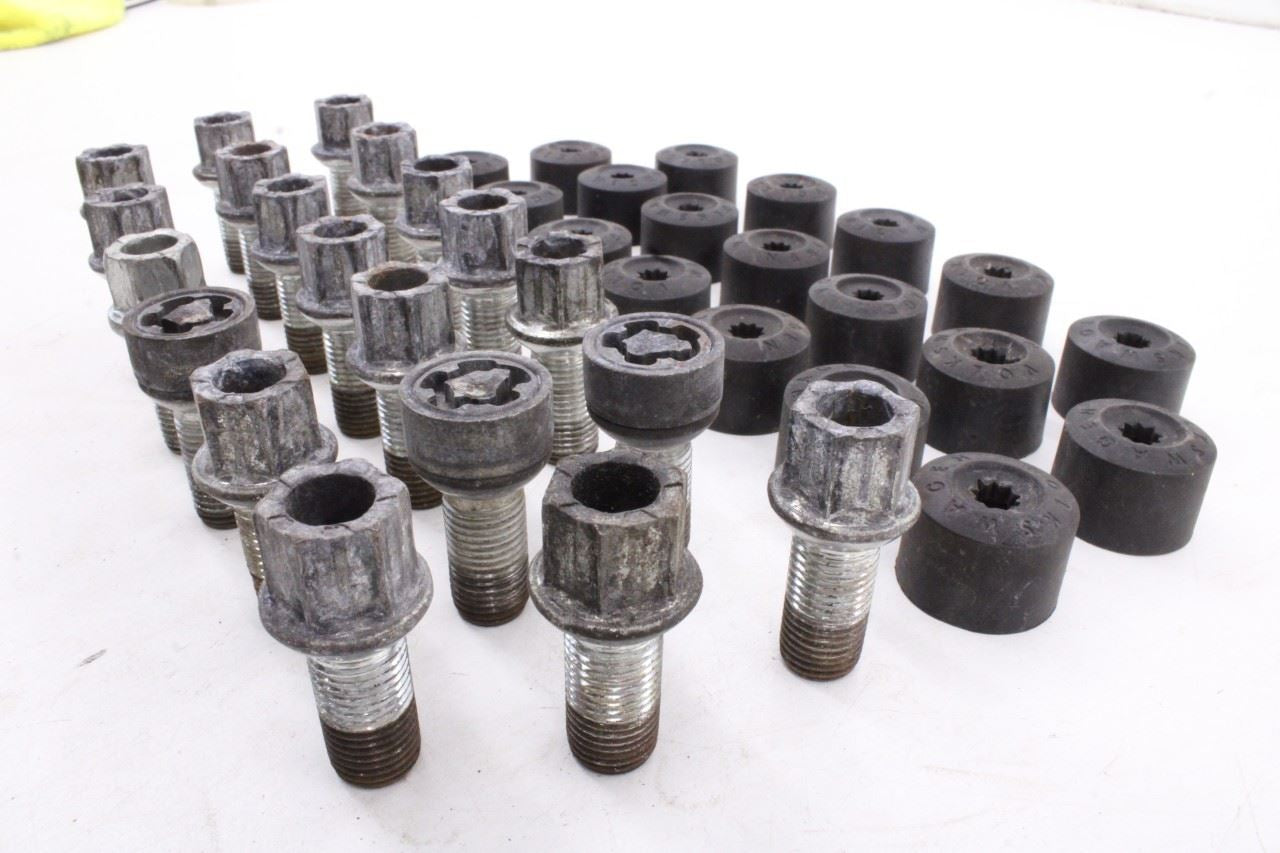 2010-2024 Volkswagen Jetta Sport Wheel Lug Nut Bolt Set of 20 w/ Caps Set of 195