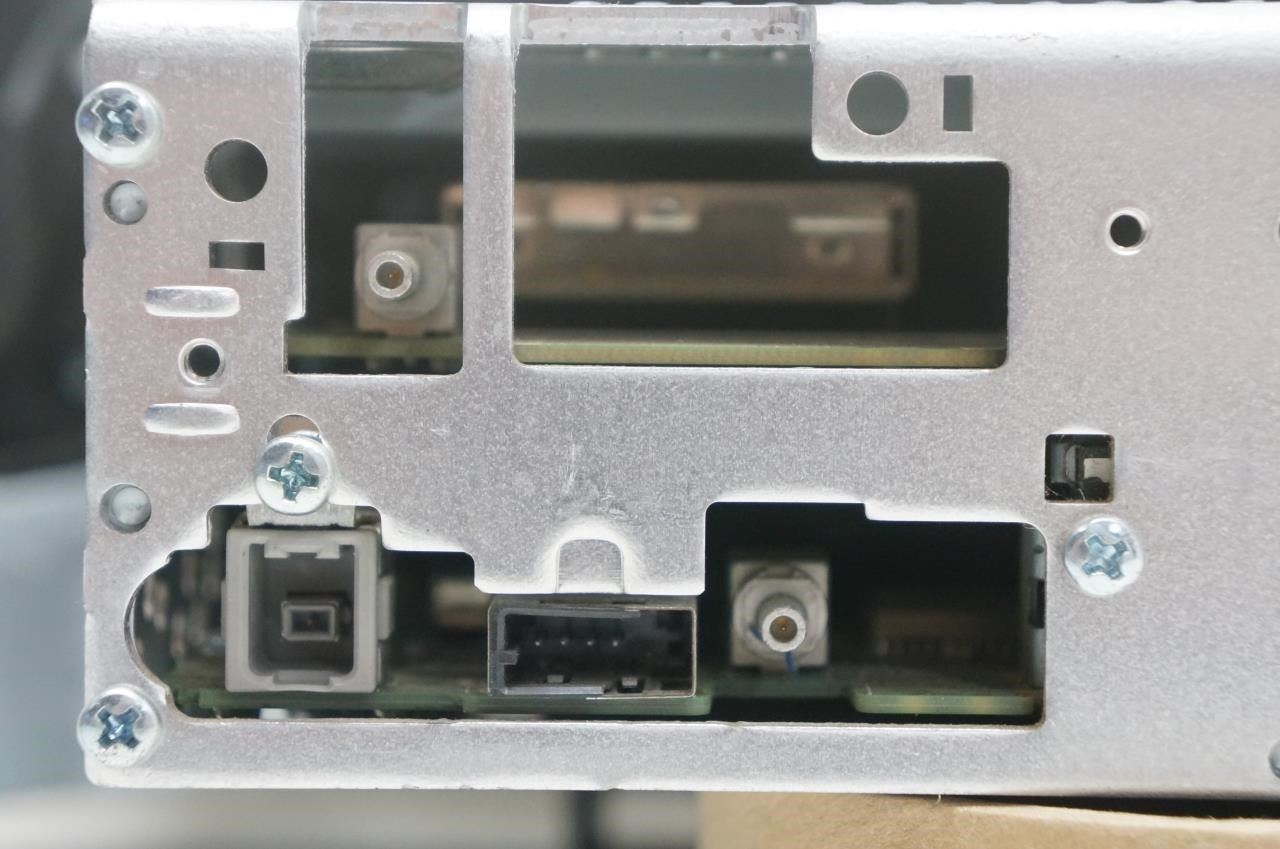 2018-2021 Hyundai Kona Radio Faceplate Control with Receiver and Display *ReaD* - Alshned Auto Parts