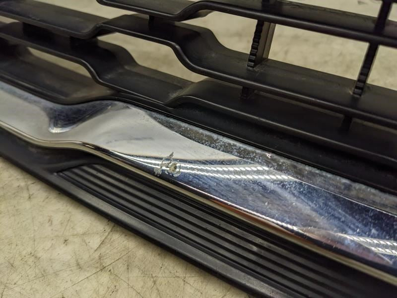 2012-2013 Kia Soul+ 2.0L Front Center Radiator Upper Grille 86350-2K500 OEM - Alshned Auto Parts