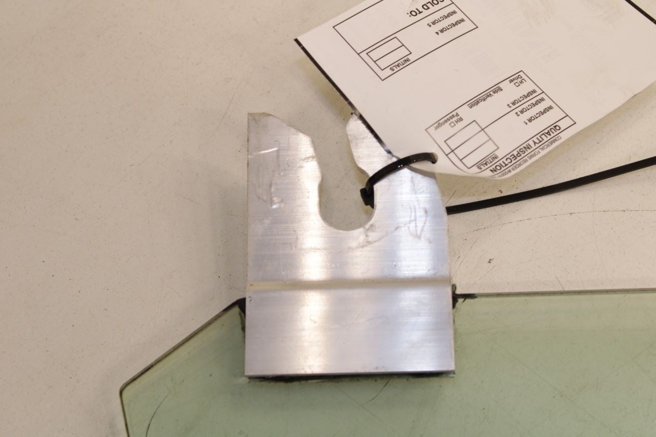 2014-17 Maserati Ghibli S Q4 Front Left Driver Side Door Window Glass 670038128 - Alshned Auto Parts