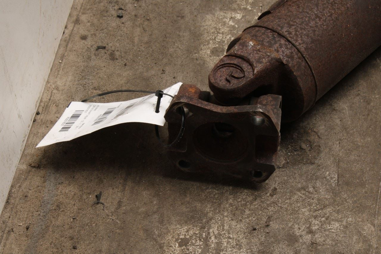 2013-18 Ram 1500 Crew Cab Laramie 5.7L 4x4 Rear Drive Shaft Propeller 52123638AA - Alshned Auto Parts