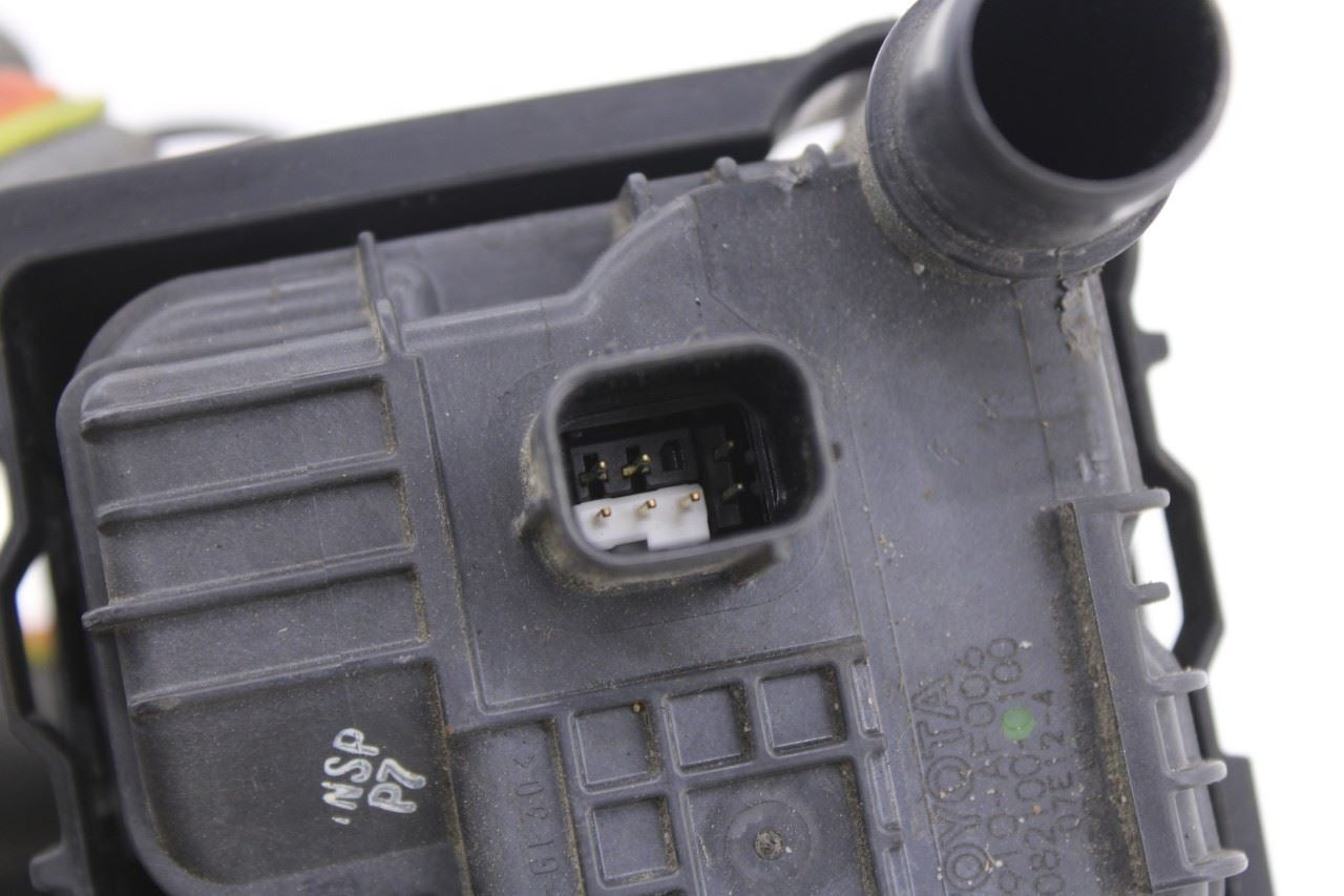 2013-2026 Toyota Tacoma SR5 3.5L Fuel Vapor Leak Detection Pump 90910-AF006 OEM - Alshned Auto Parts