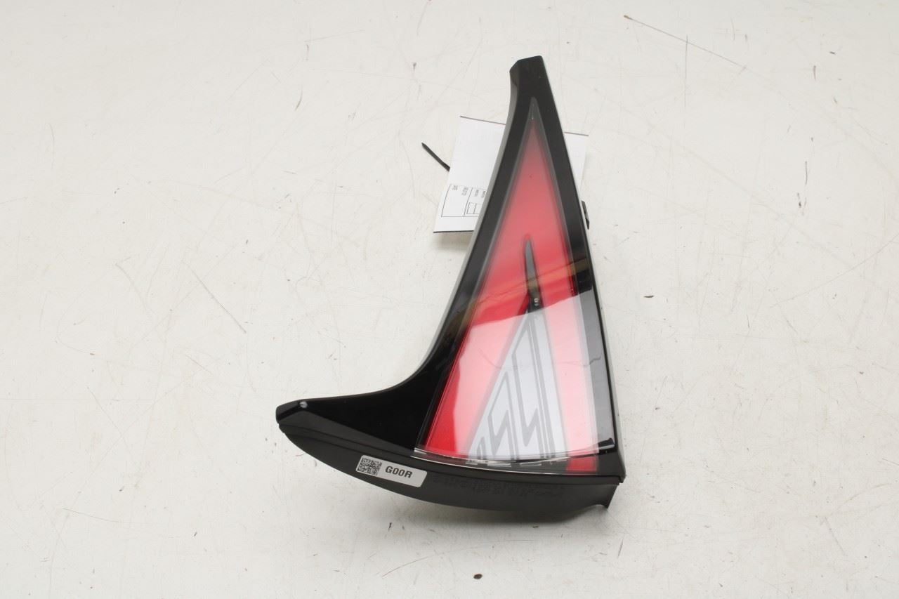 2023-2025 Kia Sportage Hybrid EX Rear Right Side Tail Light Lamp 92404-P1000 OEM - Alshned Auto Parts