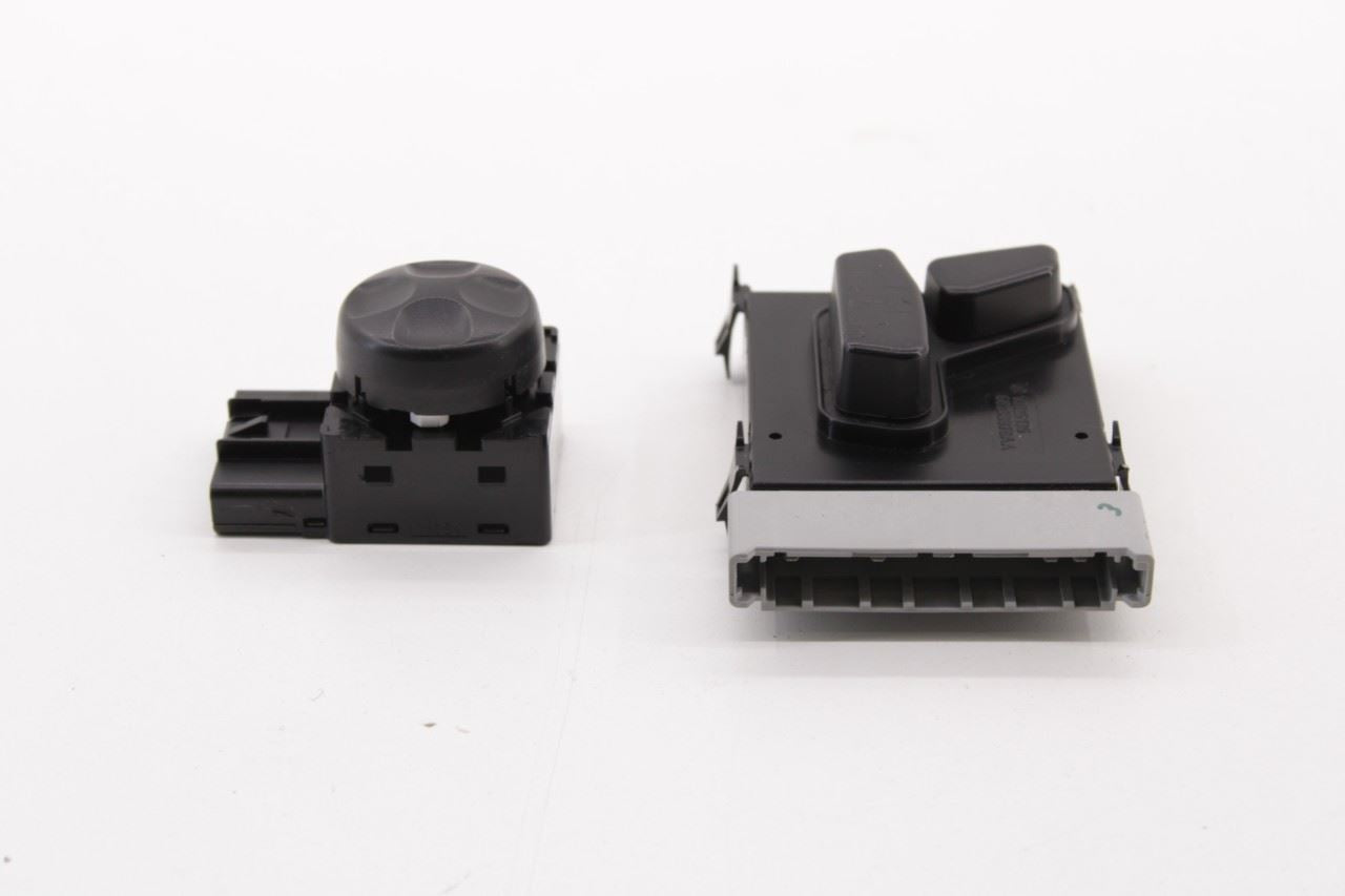 17-22 Chrysler Pacifica Limited Front Right Power Seat Switch 68233978AA *ReaD* - Alshned Auto Parts