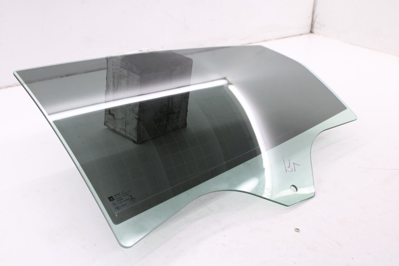 2017-2019 Buick LaCrosse Premium Rear Left Door Window Movable Glass 229739901
